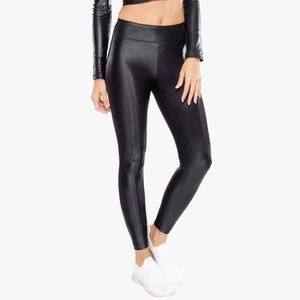 NWOT KORAL LUSTROUS HIGH RISE LEGGING - BLACK - XS